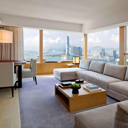 The Upper House Hotel Hong Kong Exterior photo
