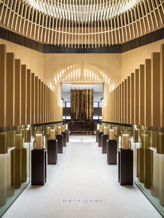 The Upper House Hotel Hong Kong Exterior photo